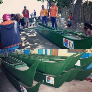 The Department of Social Welfare and Development (DSWD), through its Sustainable Livelihood Program (SLP), hands over 21 fishing boats and fishing accessories to seven coastal communities in need of livelihood support in San Isidro, Davao Oriental.