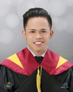 Joseph Vincent Y. Satura, who topped the recent Naval Architect and Marine Engineer Licensure Examination, in his graduation toga. Joseph is the son of DSWD Pantawid Pamilyang Pilipino Program (4Ps) beneficiaries Cresencio and Rosalinda Satura. 