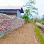 The eco-brick wall, a recycling project, along the Cantilan-Tandag Rd. in Surigao del Sur, never fails to attract the attention of passersby.