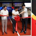 Left photo shows President Ferdinand R. Marcos Jr. (4th from left), assisted by the Second Gentleman Atty. Manases Reyes Carpio (3rd from left) and Officer-in-charge Eduardo Punay (right), leads the ribbon cutting during the inauguration ceremony on Tuesday, January 31, of the newly constructed multipurpose facility of the Department of Social Welfare and Development (DSWD) as part of the Department's 72nd founding anniversary. Also in photo are KALINGA Partylist 1st nominee Irene Gay F. Saulog (left), DSWD Undersecretary Sally P. Navarro (2nd from left). Right photo shows the President as he delivers his anniversary message for the Department.